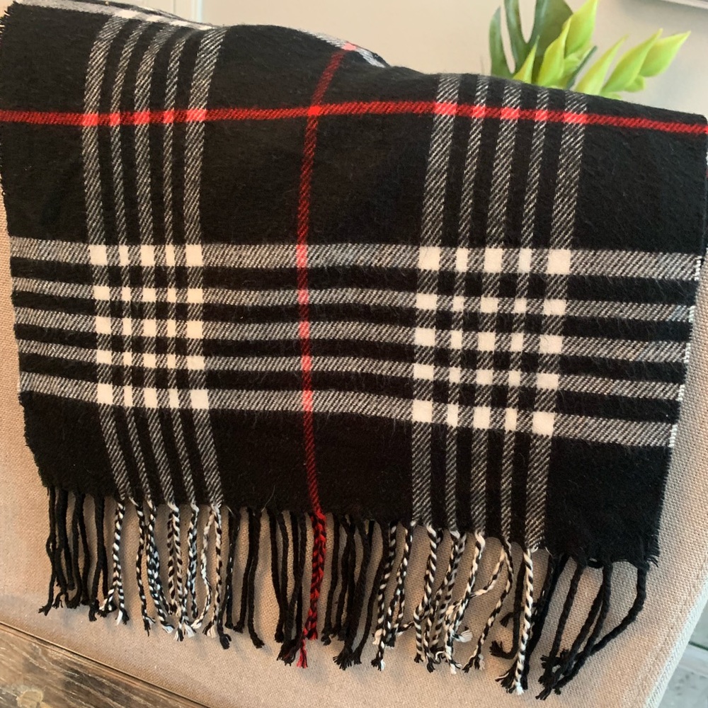 Black plaid scarf